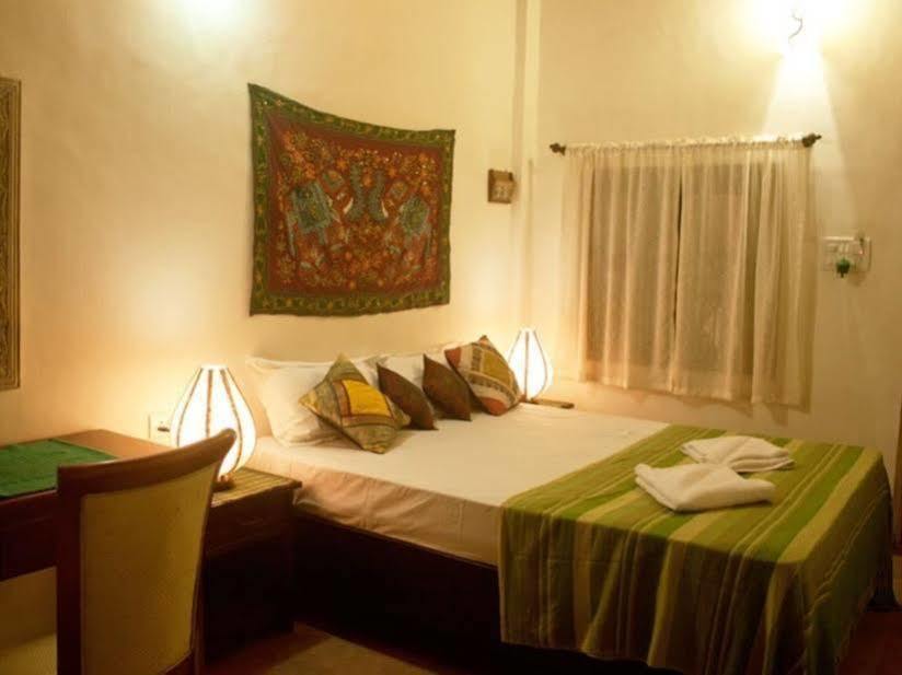 Little India Beach Cottages Baga Exterior photo