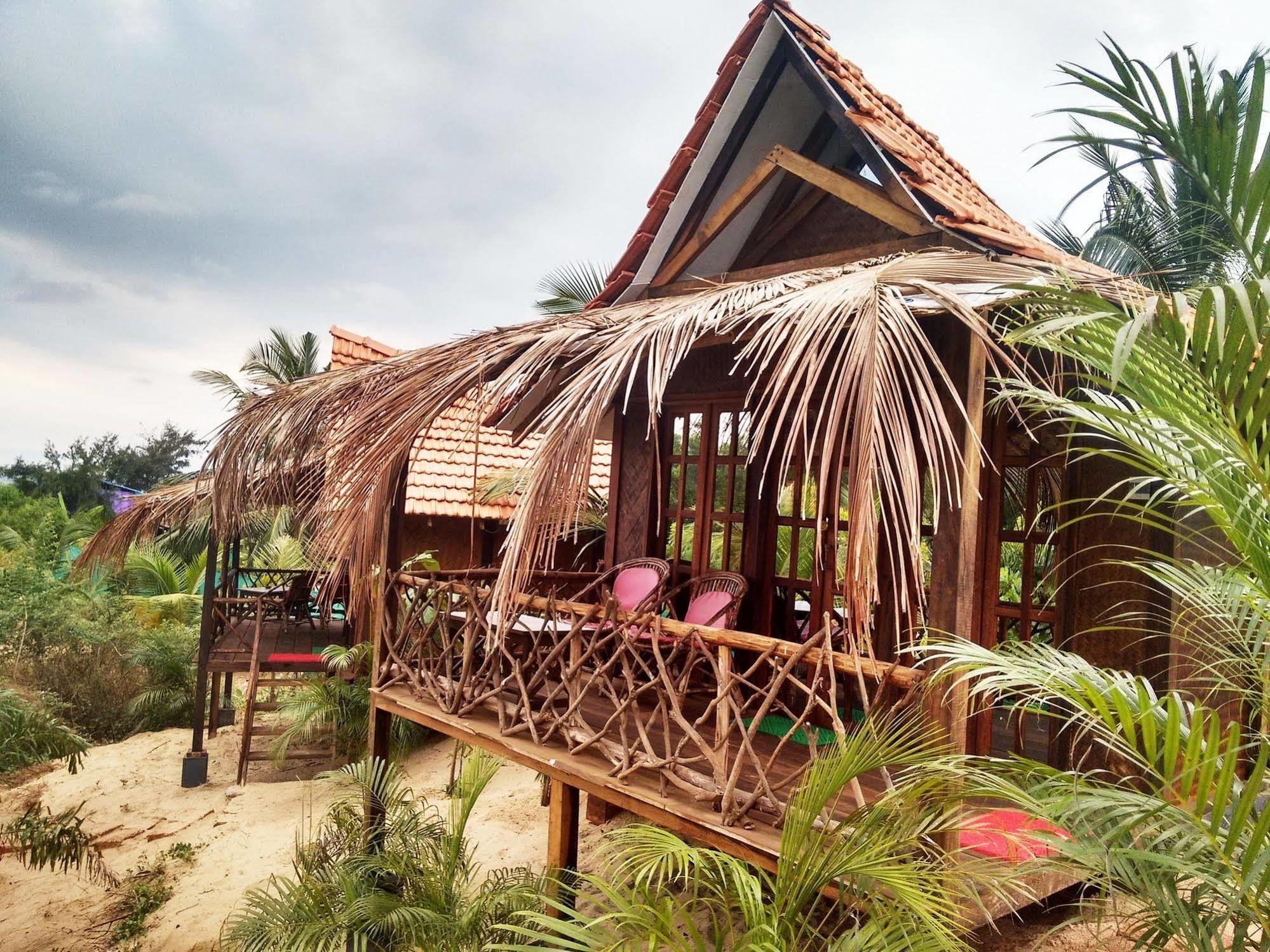 Little India Beach Cottages Baga Exterior photo