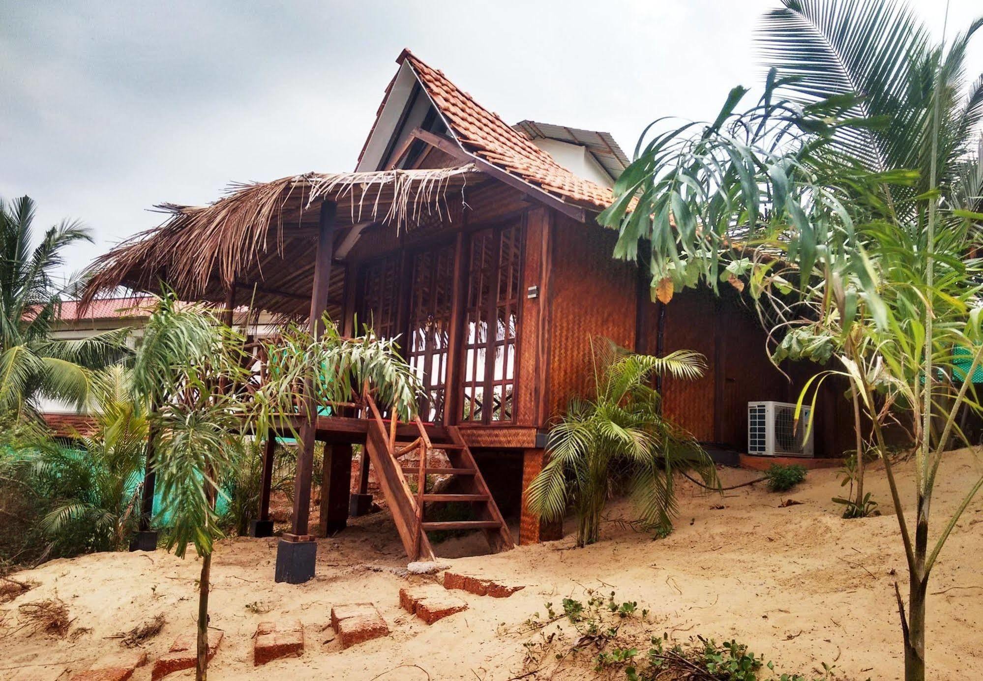 Little India Beach Cottages Baga Exterior photo